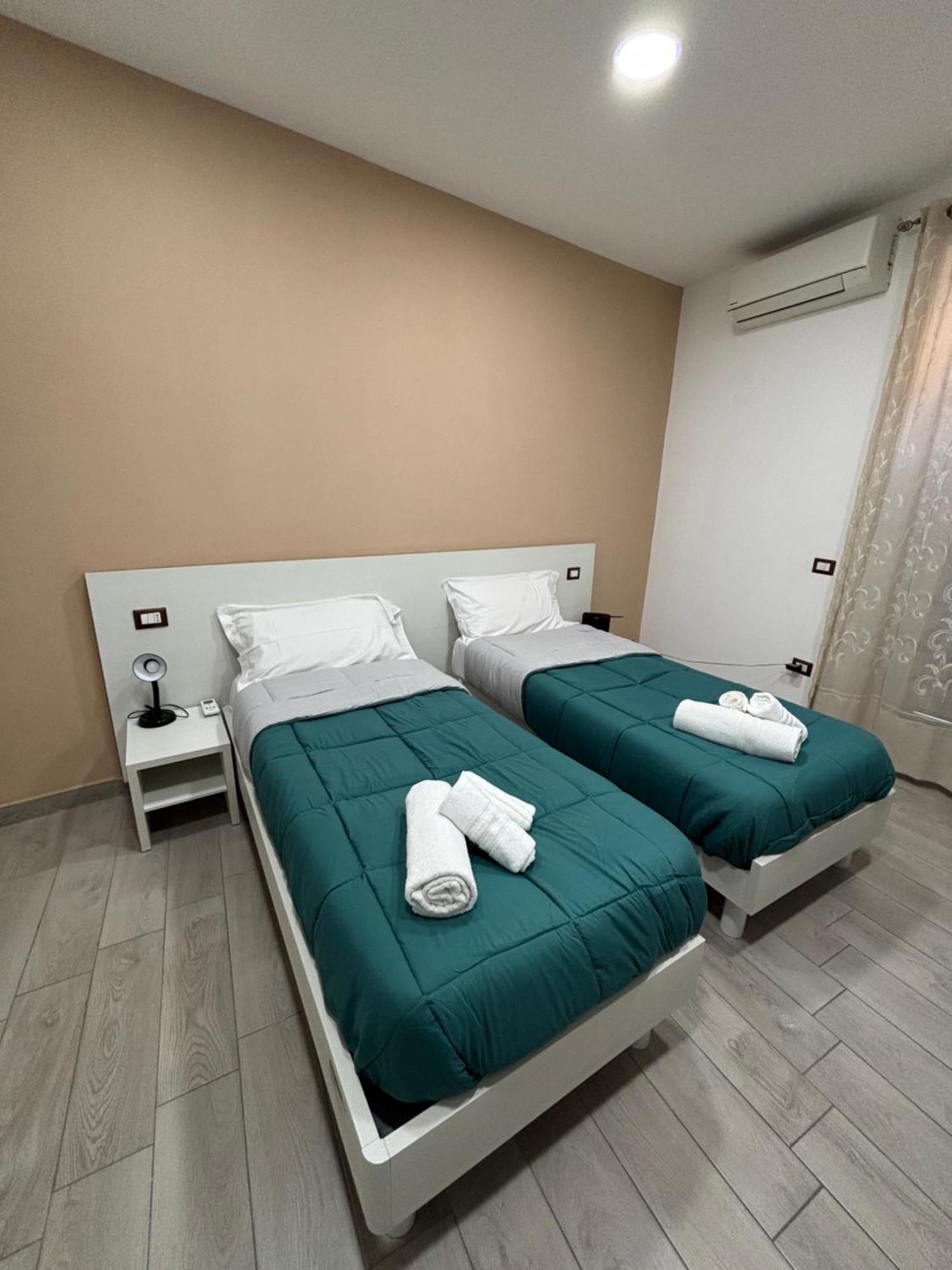 Cadifra Sirena Casa Neapel